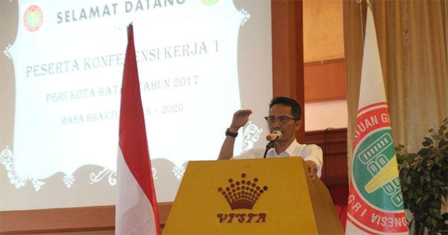 34PGRI Diminta Susun Rekomendasi Solusi Masalah Pendidikan .jpg